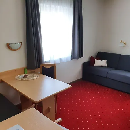 Pichler アパートホテル